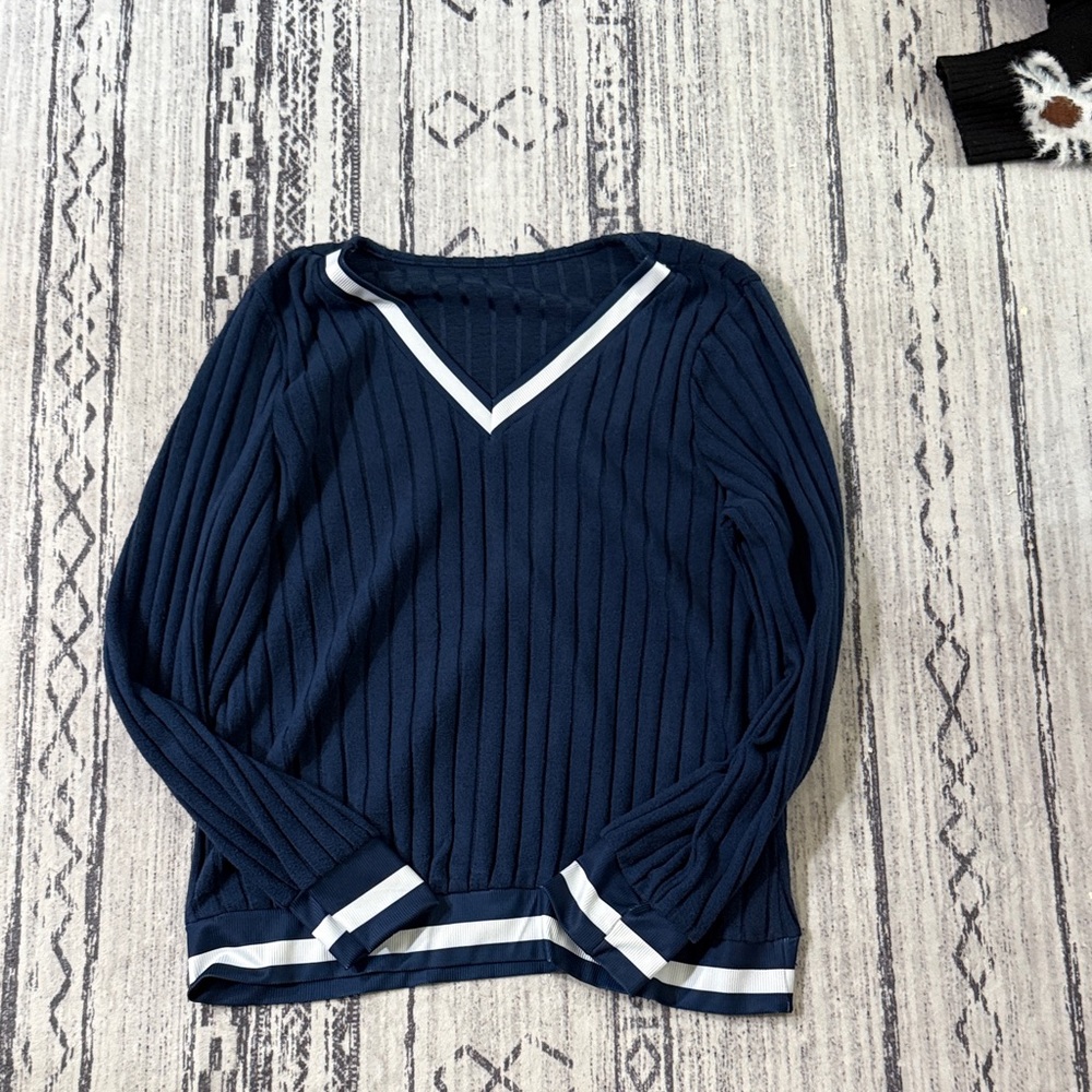 SHEIN Navy V-Neck Ribbed Sweater with White Trim